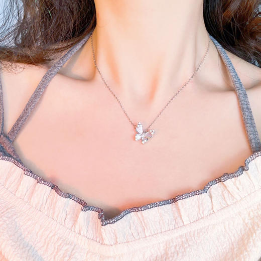 【新款小红书同款蝴蝶项链女】轻奢感网红锁骨链 送闺蜜女友生日七夕情人节礼物 商品图2