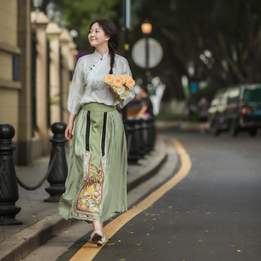 【林栖设计小店】桑蚕丝衬衫优雅提花复古气质修身2024春夏新品真丝衫女1931235 商品图4