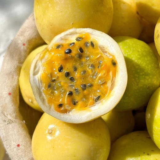 钦蜜9号黄金百香果，一款近乎纯甜的百香果，果香浓郁，酸甜可口，富含维C 商品图9