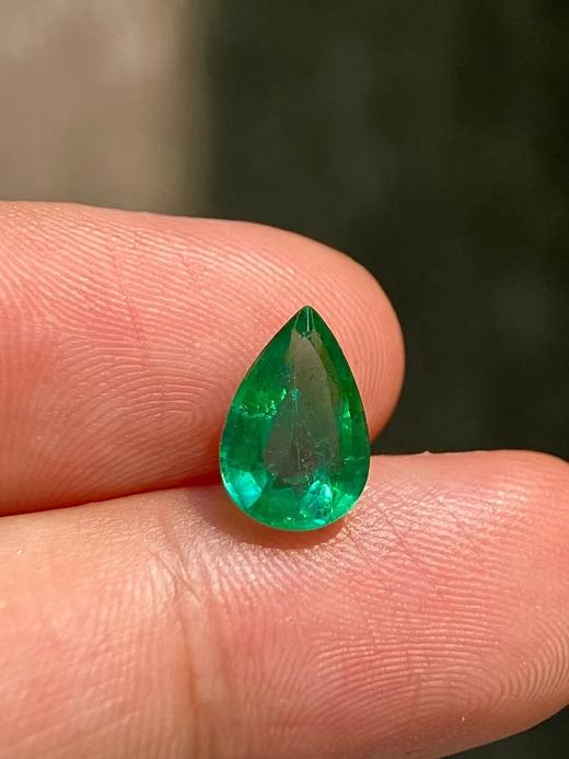 1.95ct 祖母绿裸石 商品图1