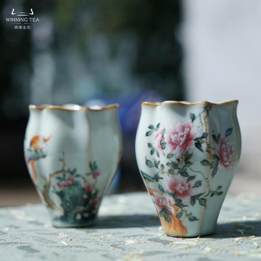 问鼎汝瓷鼎峰系列月白老款佛手杯（国色凝香）（绶带迎春） 商品图0