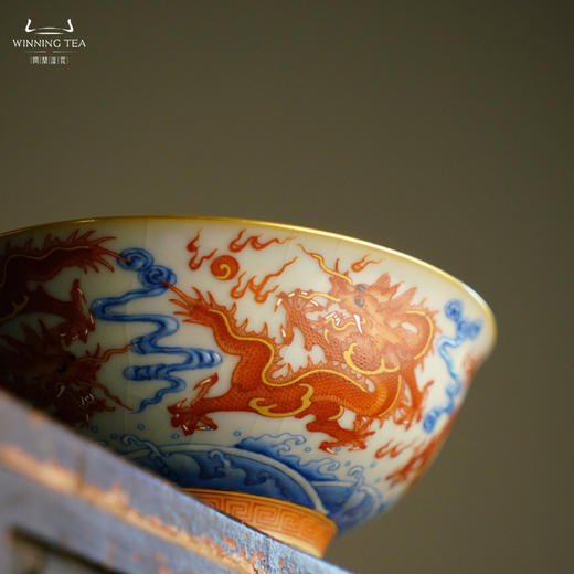 问鼎汝瓷鼎峰系列天青老款精工天香杯（梵红五龙）（缺货） 商品图1