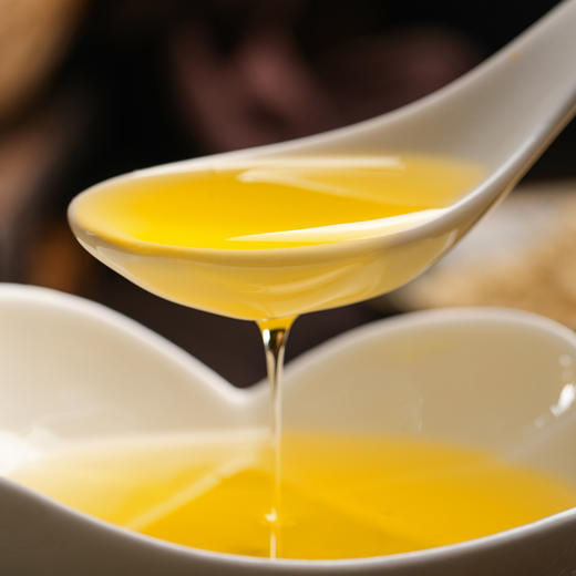 何公桥 浓香压榨花生油食用油 商品图3