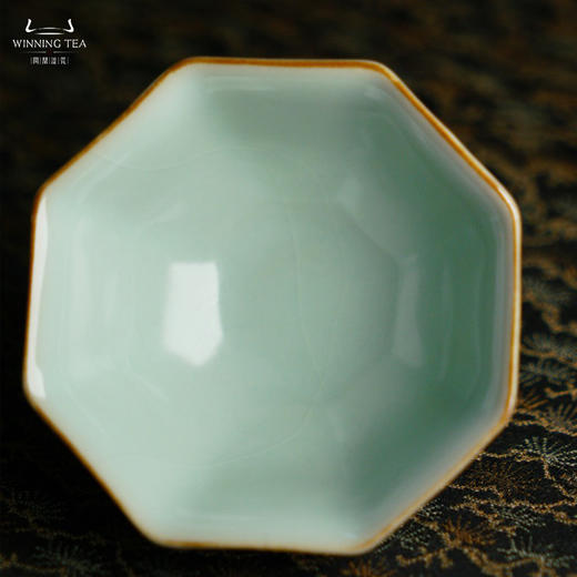 问鼎汝瓷天青老款直口八方杯（描金绘画青山绿水） 商品图2
