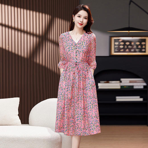 气质V领时尚印花，显瘦中长款桑蚕丝裙KQN- 9356 商品图3