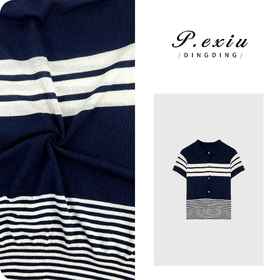 03-4潘依绣丁丁宠粉天丝简约通勤撞色条纹Polo领针织上衣 ZZ0567