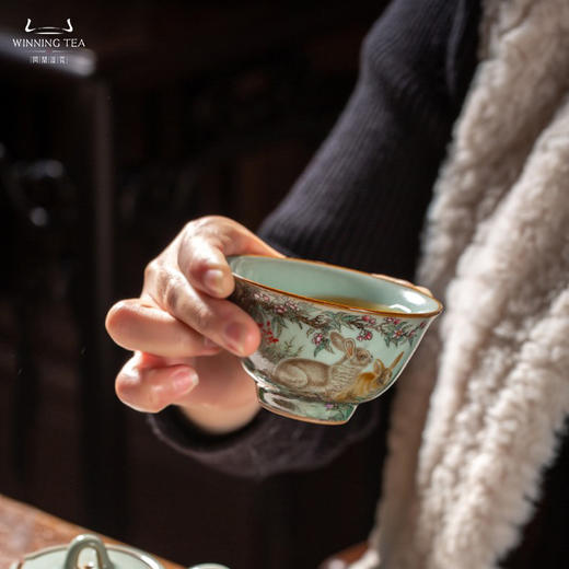 问鼎汝瓷鼎峰系列天青复刻款雨尘杯（花晨月夕）壬寅天青精工正德盖碗（花晨月夕）（缺货） 商品图0