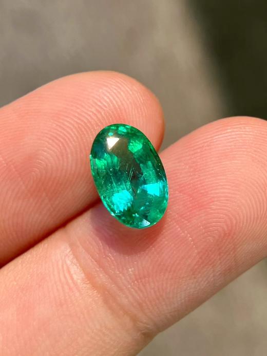 2.31ct 祖母绿裸石 商品图3