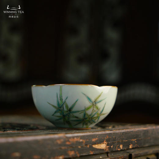 问鼎汝瓷鼎峰系列天青老款家荷杯（望春） 菊瓣杯（花团锦簇）恋花杯（绿玉君）（缺货） 商品图3