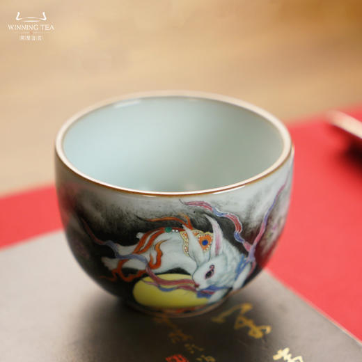问鼎汝瓷鼎峰系列天青精工敦善杯（绘画兔飞猛进）（缺货） 商品图1