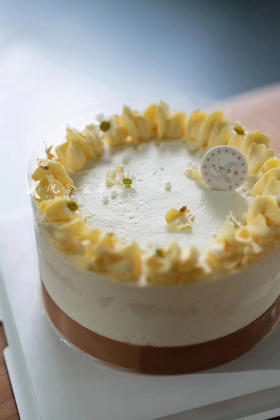 10寸柠檬青提奶油蛋糕