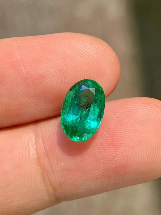 2.31ct 祖母绿裸石 商品图1