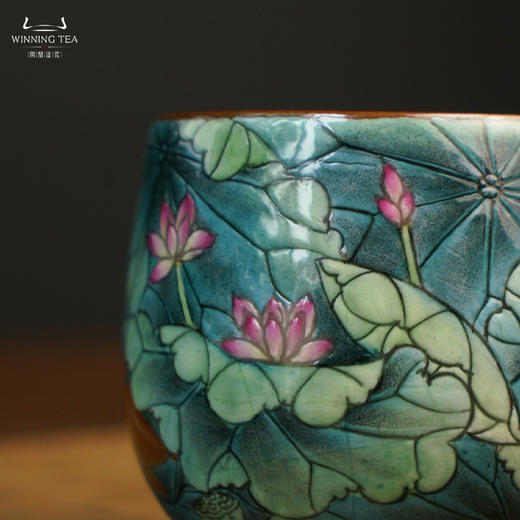 问鼎汝瓷鼎峰系列天青精工款金钟杯（绘画荷风锦鲤）（缺货） 商品图1