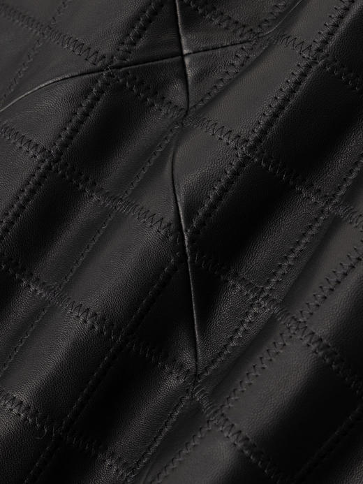 COCO ZONE 时尚纯色菱格V领皮马夹无袖单排扣上衣CC2B0907 商品图9