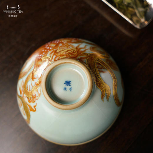 问鼎汝瓷鼎峰系列天青复刻款折口杯（狮子滚绣球） 商品图4