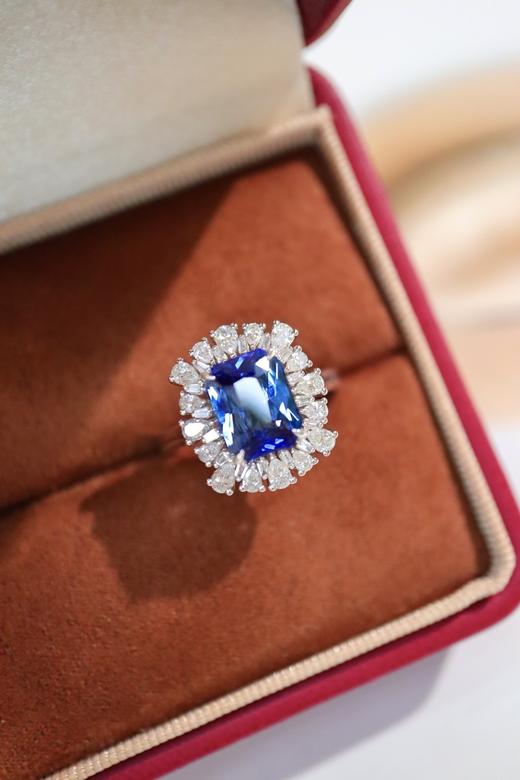 3.06ct 蓝宝石戒指 商品图8