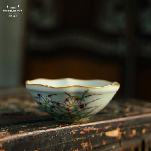 问鼎汝瓷鼎峰系列天青老款家荷杯（望春） 菊瓣杯（花团锦簇）恋花杯（绿玉君）（缺货） 商品图1