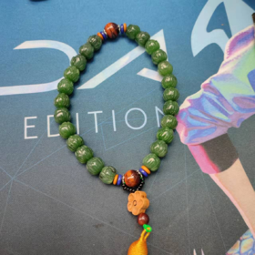 玉美人菲菲#33671手把-莲花珠1约10mm