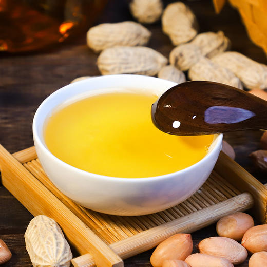 何公桥 浓香压榨花生油食用油 商品图2