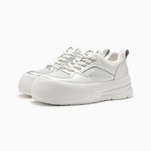 千百度 夏季 休闲板鞋 A24323661 商品图1