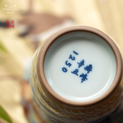 问鼎汝瓷鼎峰柴窑天青精工竹节杯（梵红描金祥云龙凤）（缺货） 商品图3