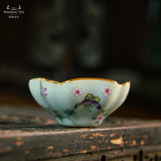 问鼎汝瓷鼎峰系列天青老款佛手杯（君影草）葵花杯（蝶舞）月白老款菡萏杯（绿玉君）菡萏杯（福运绵长）（缺货） 商品图5
