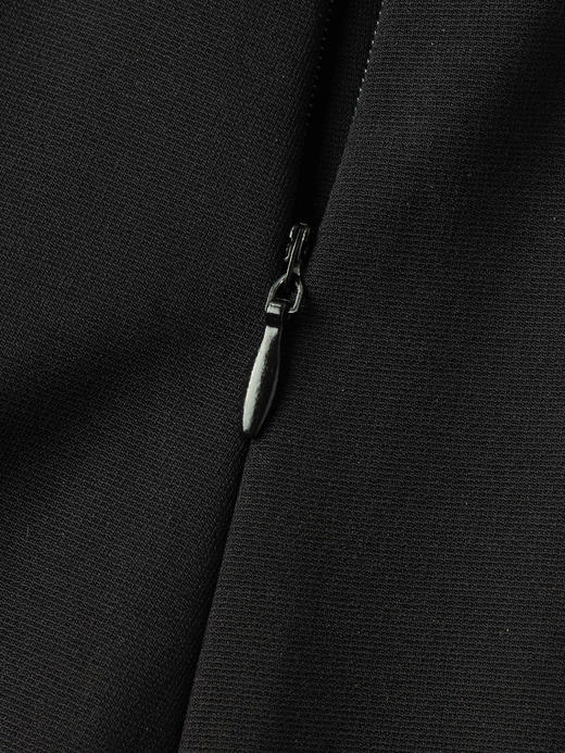 COCO ZONE "小黑裙"高级感简约显瘦半身裙气质纯色中长裙CC1C1705 商品图3