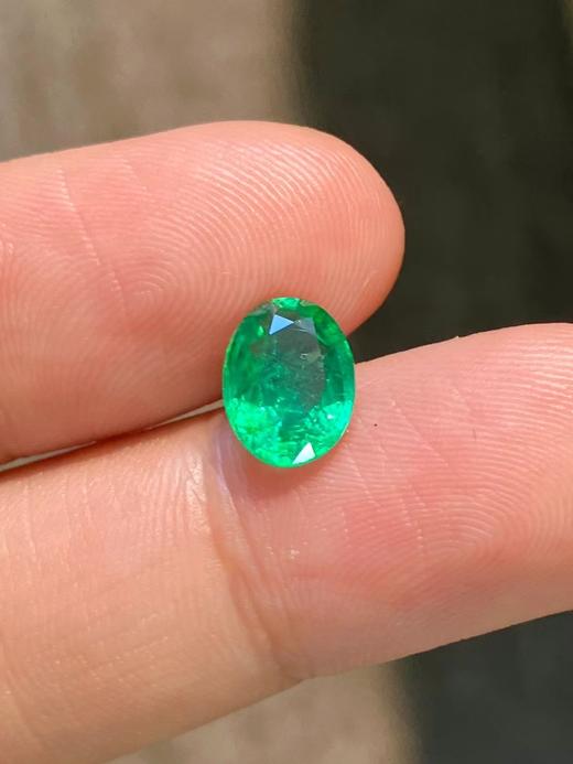 1.38ct 祖母绿裸石 商品图1