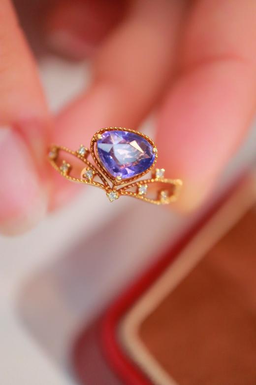 1.05ct 蓝宝石戒指 商品图0