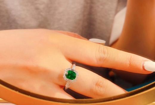 1.7ct 祖母绿戒指 商品图4