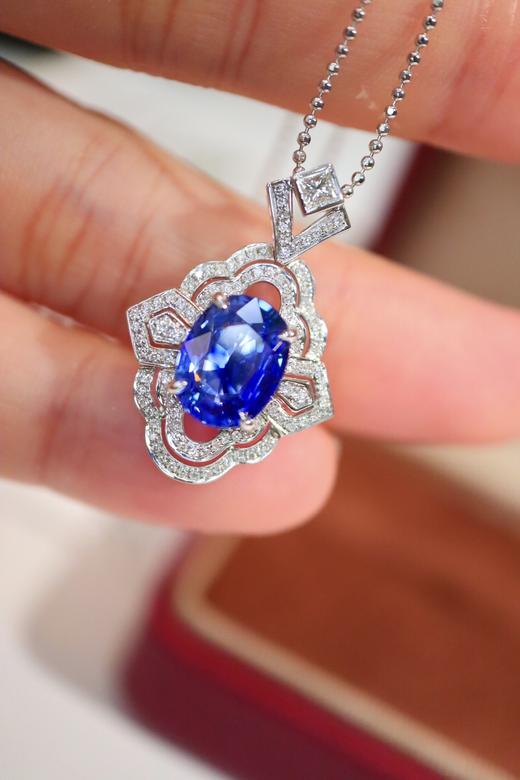 2.75ct 蓝宝石吊坠 商品图4