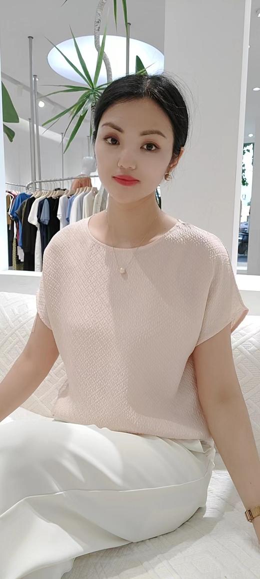 488105三色真丝雕花上衣，粉 黑  蓝 L-4XL 商品图2