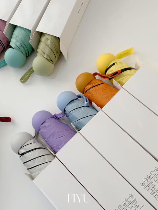 【日本 FIYU口袋伞】小到巴掌大 比手机还轻~张韶涵/张碧晨张含韵等众多明星同款遮阳伞，超小!超轻!超便携▲防晒指数UPF50+，晴雨两用的雨伞! 商品图5