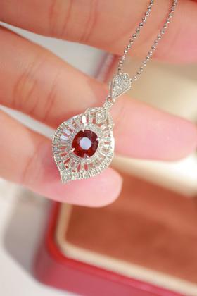 1.18ct 红宝石吊坠