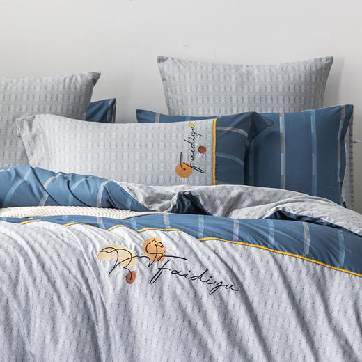 多喜爱 全棉新疆棉斜纹三/四件套 万象之马 商品图2