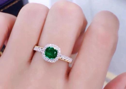 0.7ct 祖母绿戒指 商品图3