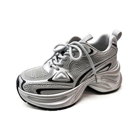 千百度秋季女时尚休闲鞋A24450002 商品图1