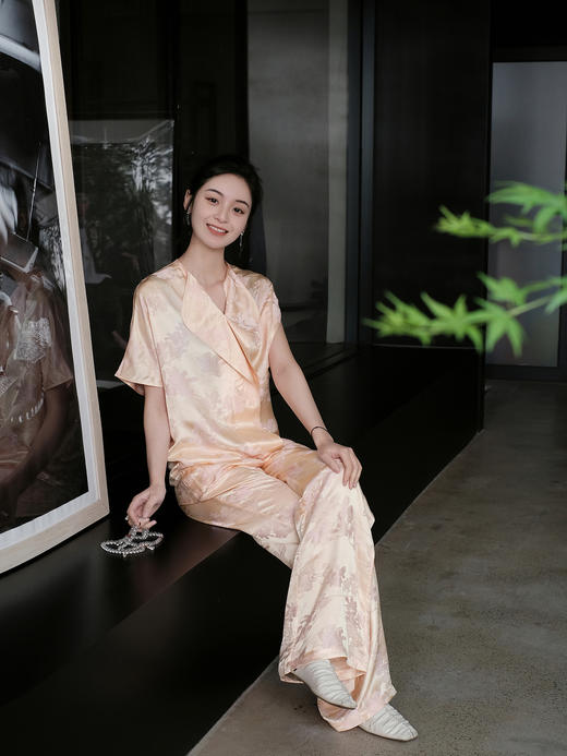 盛唐牡丹 |玉兰花纹交织真丝松紧腰女裤 商品图3