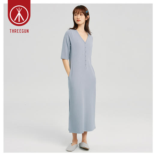 Threegun三枪 【抽条爽滑竹棉】V领半开襟中袖女家居裙-70472A011 商品图2