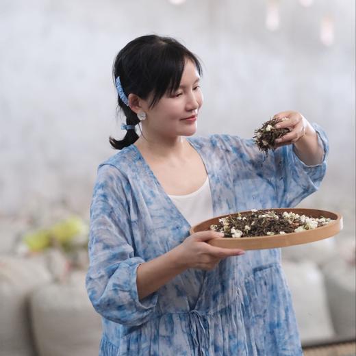 2025新茶魏老师栀子花银针,栀子花红茶,古法窖制非遗传承人魏老师纯手工窖制,香气清幽高雅 茶味清新自然！茶汤入口  沁春染夏  清新与馥郁兼具  带来独特的味觉享受 商品图11