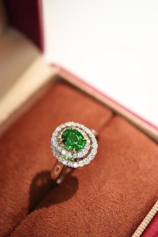 1.06ct 沙弗莱戒指 商品图6