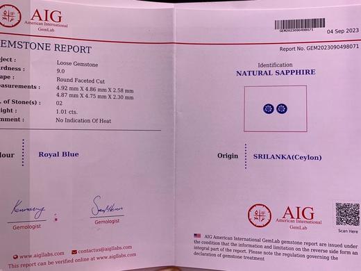 1.01ct 1.1g 蓝宝石耳钉 商品图8