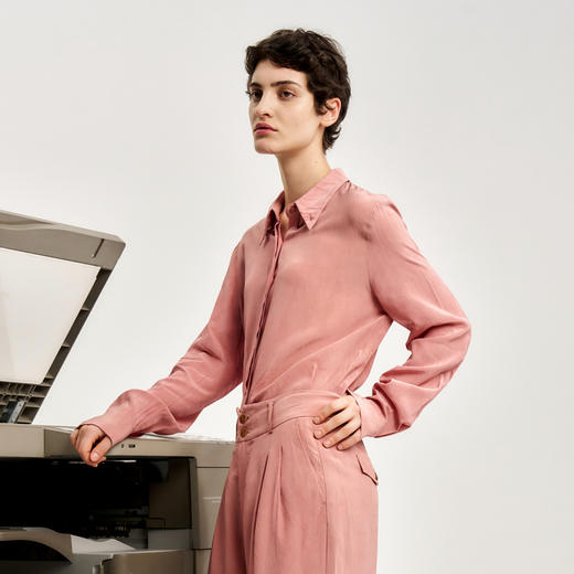 谜底衬衫长袖女2024秋新品通勤风简洁利落宽松纯棉衬衣243MC1194 商品图1