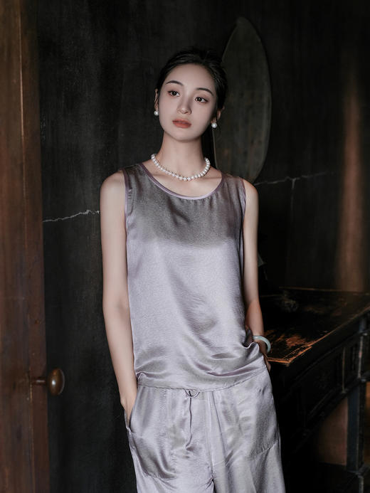 盛唐婧 |暮山紫桑蚕丝暗纹提花背心上衣 商品图11