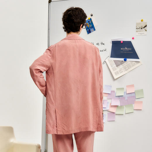 谜底西装外套女2024秋新品通勤风质感垂坠粘纤宽松西服243MW1040 商品图2