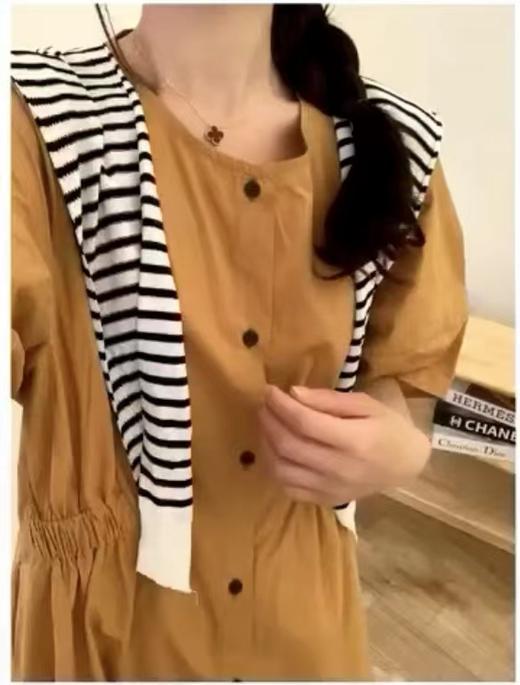 【限八一促】（NO退，能接受拍）→披肩宽松减龄显瘦中长连衣裙+条纹披肩两件套-喜出 商品图6