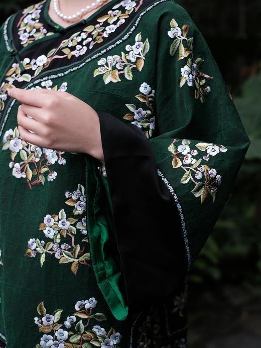 盛唐牡丹 |高货-大宋玉兰重工刺绣中式太太服 商品图1