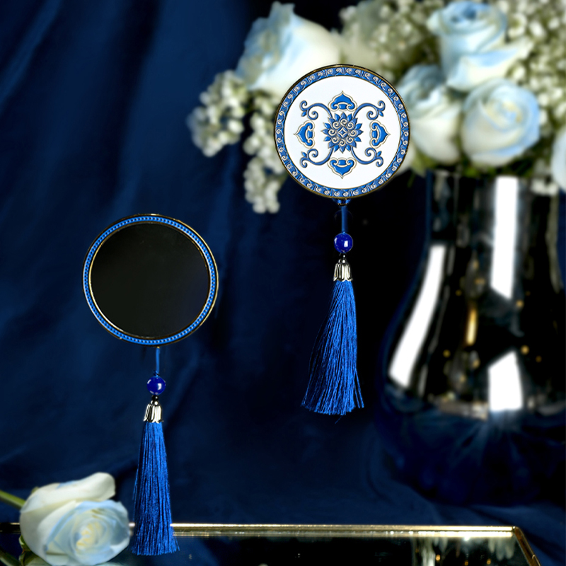 凡尔赛对镜古风流苏镜子