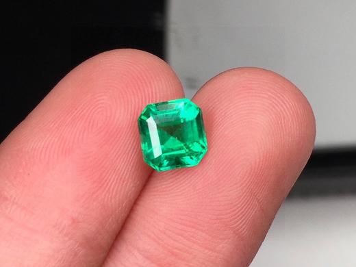 1.27ct 祖母绿裸石 商品图0