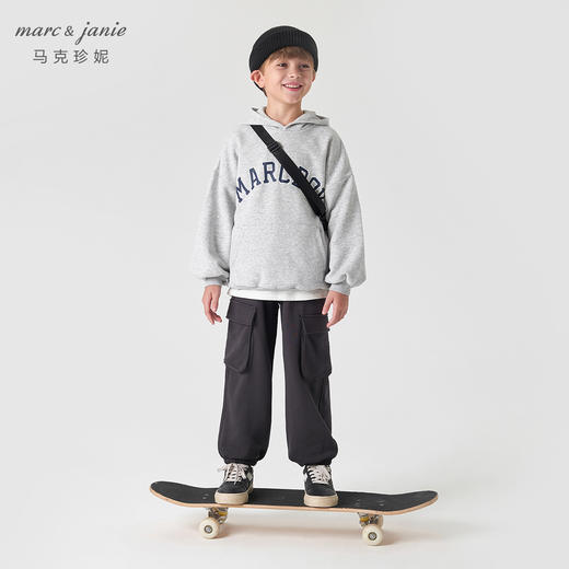 马克珍妮男童元气学院风连帽运动卫衣 儿童上衣童装春秋款241160 商品图2